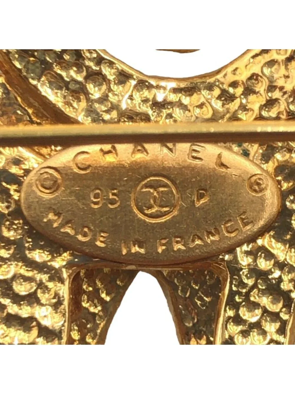 Chanel Vintage CC Logo Gold Metal Brooch